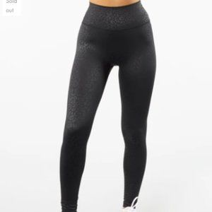 NWT BuffBunny Rebel Leggings